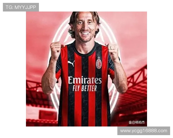 在孤独中倾诉对足球明星的爱恋与追随 在孤独中倾诉对足球明星的爱恋与追随